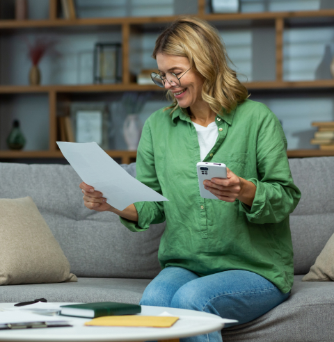 γυναίκα στο κινητό
